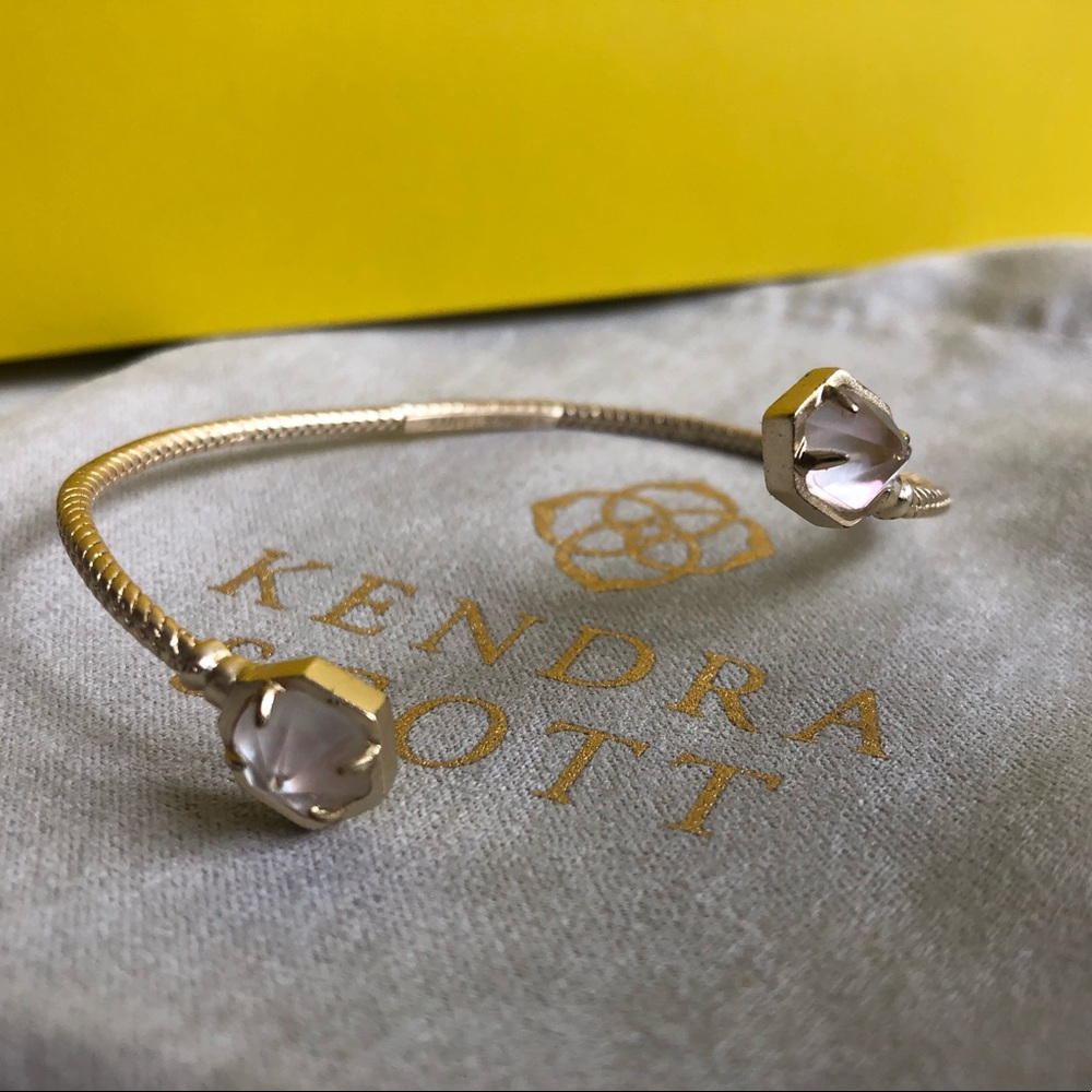 Kendra Scott gold Jamie bracelet